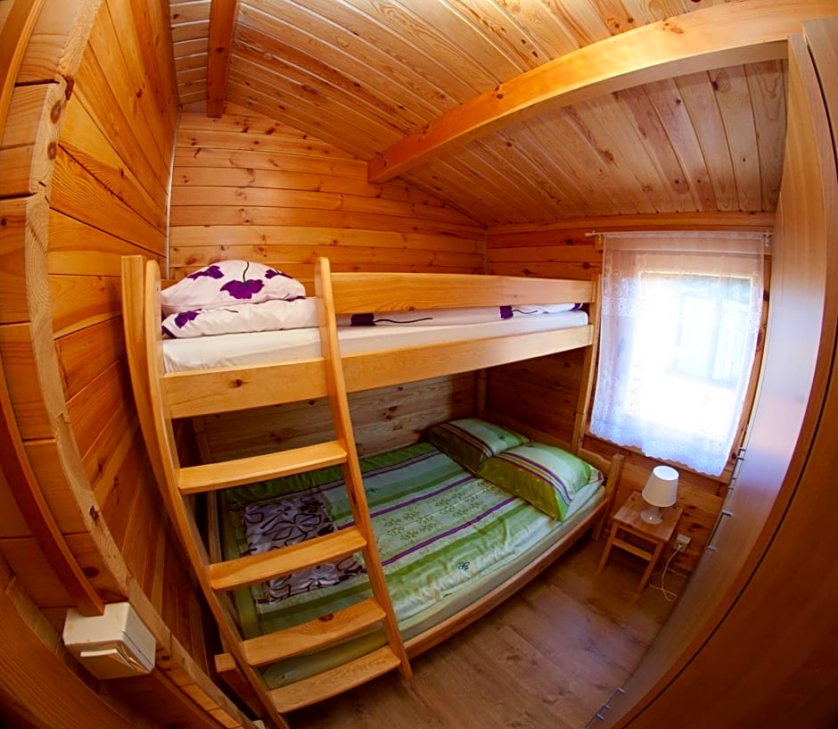 Domki letniskowe ZŁOTE PIASKI Ustka