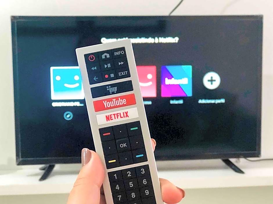 AMETISTA 2 - 101 · A-01: Apê equipado e estiloso na praia de Jatiúca