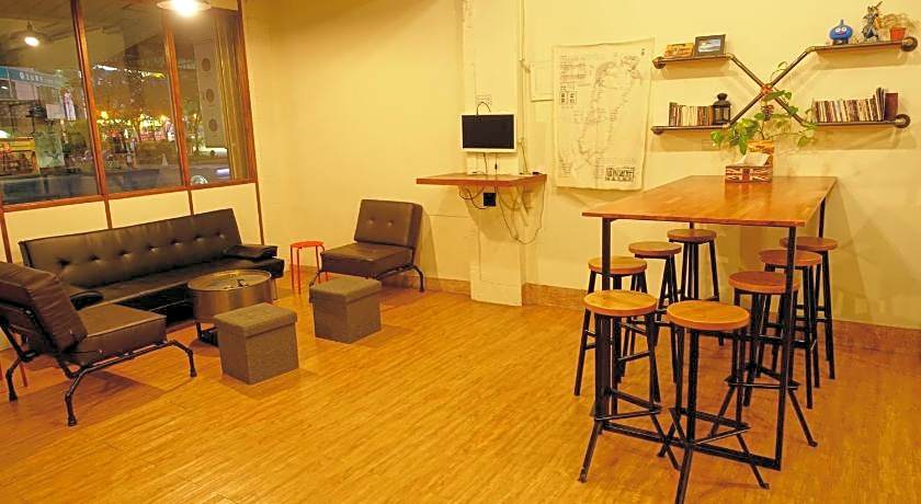 Chiayi Petite Hostel