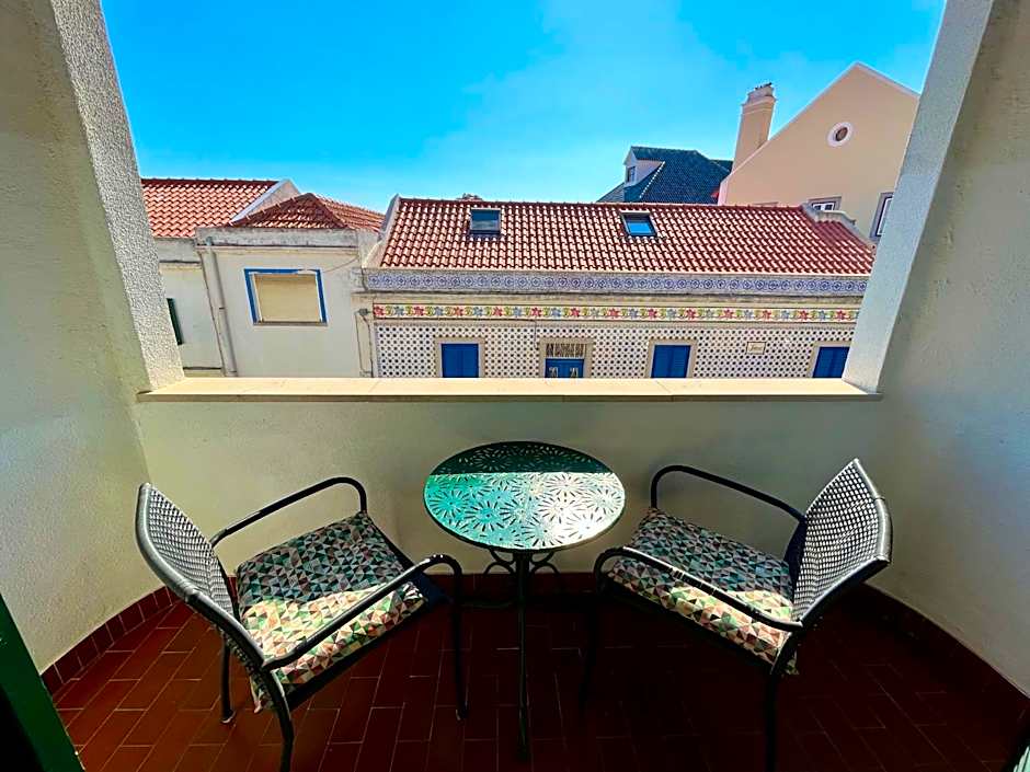 Ljmonade Hostel