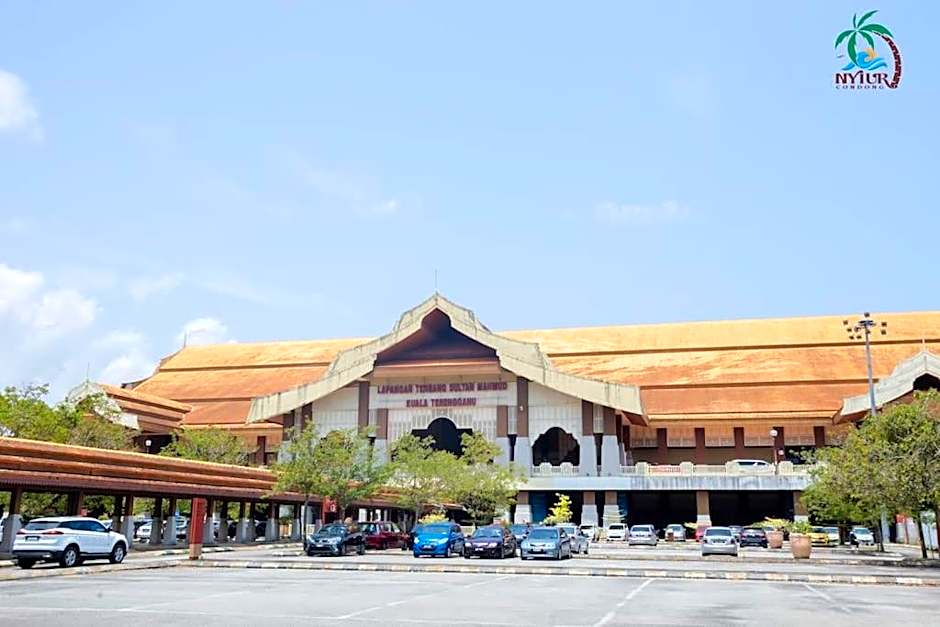 New Drawbridge Condo With Seaview and Pool