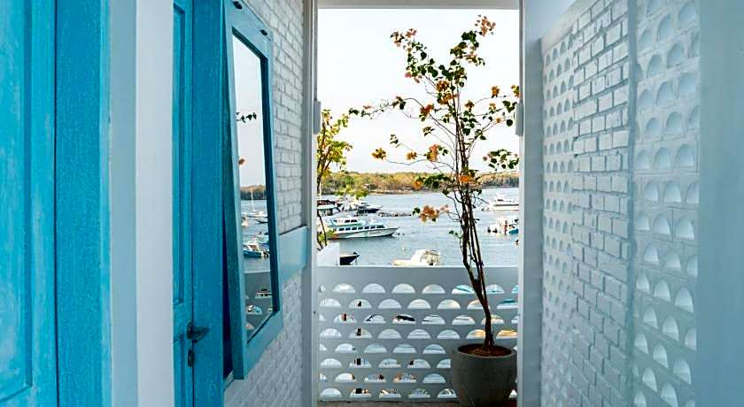 Paras Paros Marina Lodge