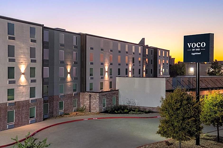 voco College Station Aggieland by IHG