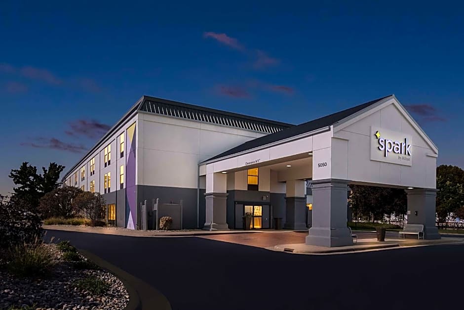 Spark by Hilton Stevensville