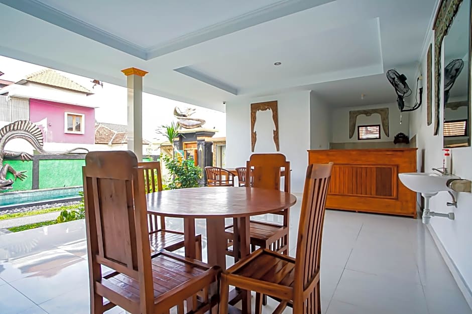 Kadek Bagus Guest House by ZUZU