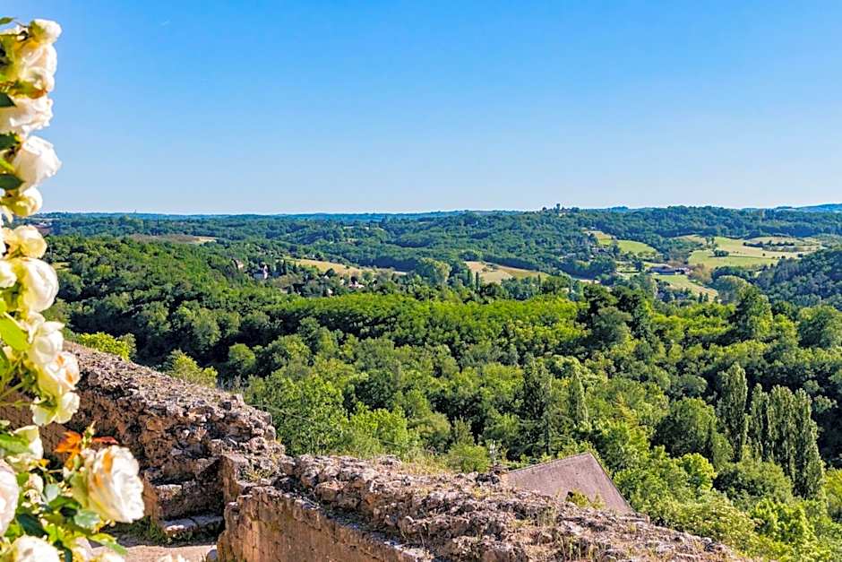 1 logis à Domme - Piscine & SPA