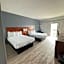 Super 8 by Wyndham Dallas Love Field Airport