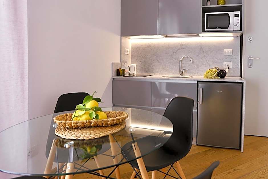 Palazzina B - Contemporary Studio