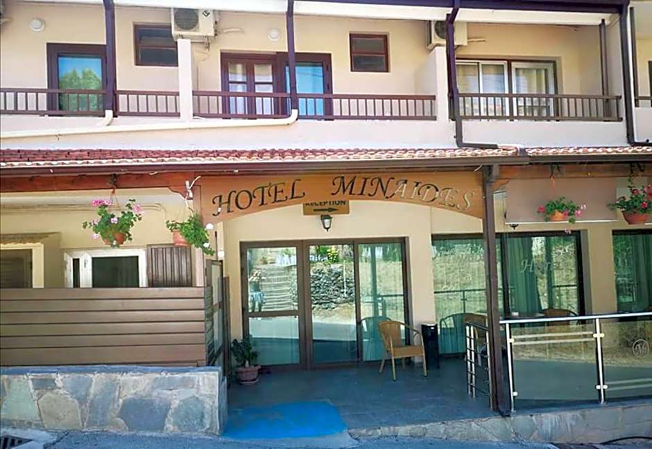 Minaides Hotel