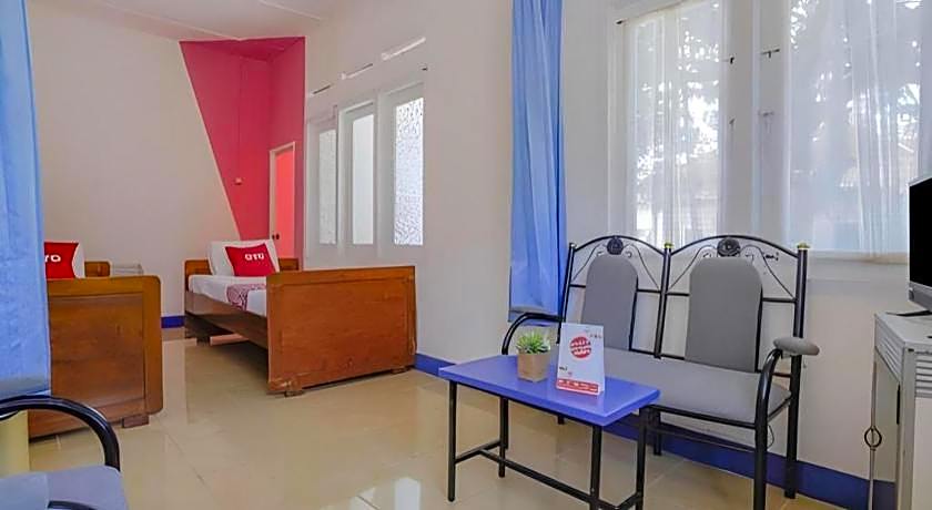 OYO 90352 Villa Agape 2