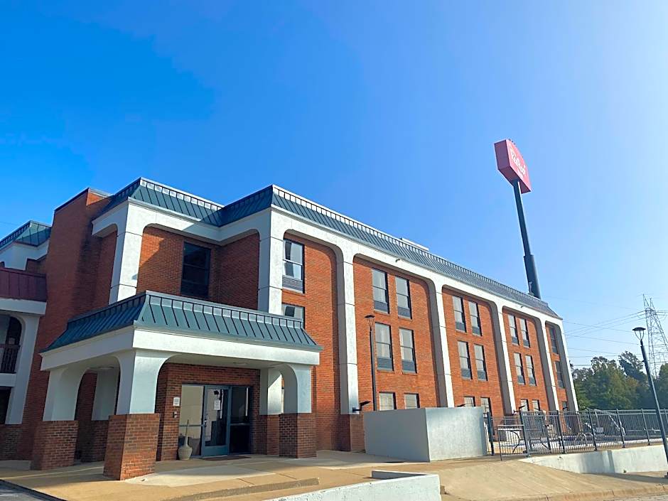 HomeTowne Studios Prattville