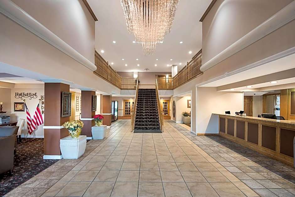 Quality Inn & Suites Cincinnati I-275