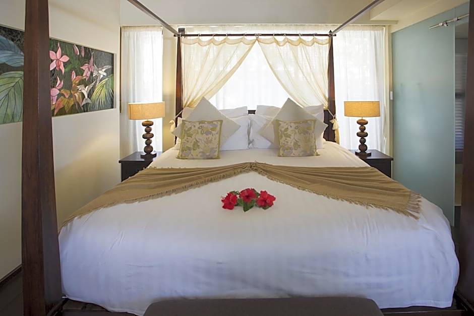 Dhevatara Beach Hotel