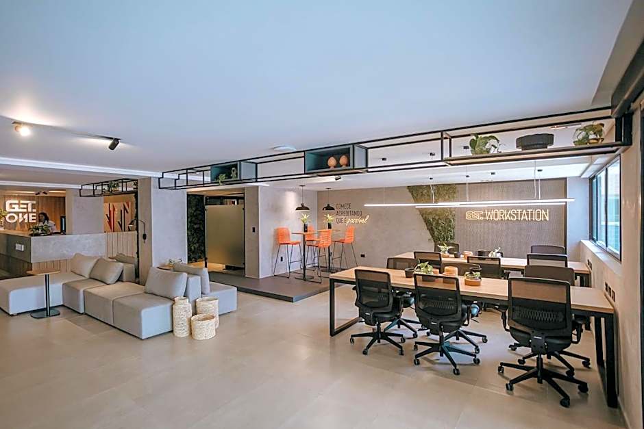 Comfortable flat in front of Bessa beach