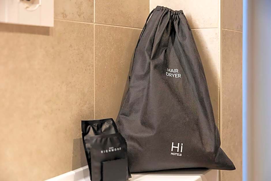 Hi Hotels Sirmione - Lakeview Pool