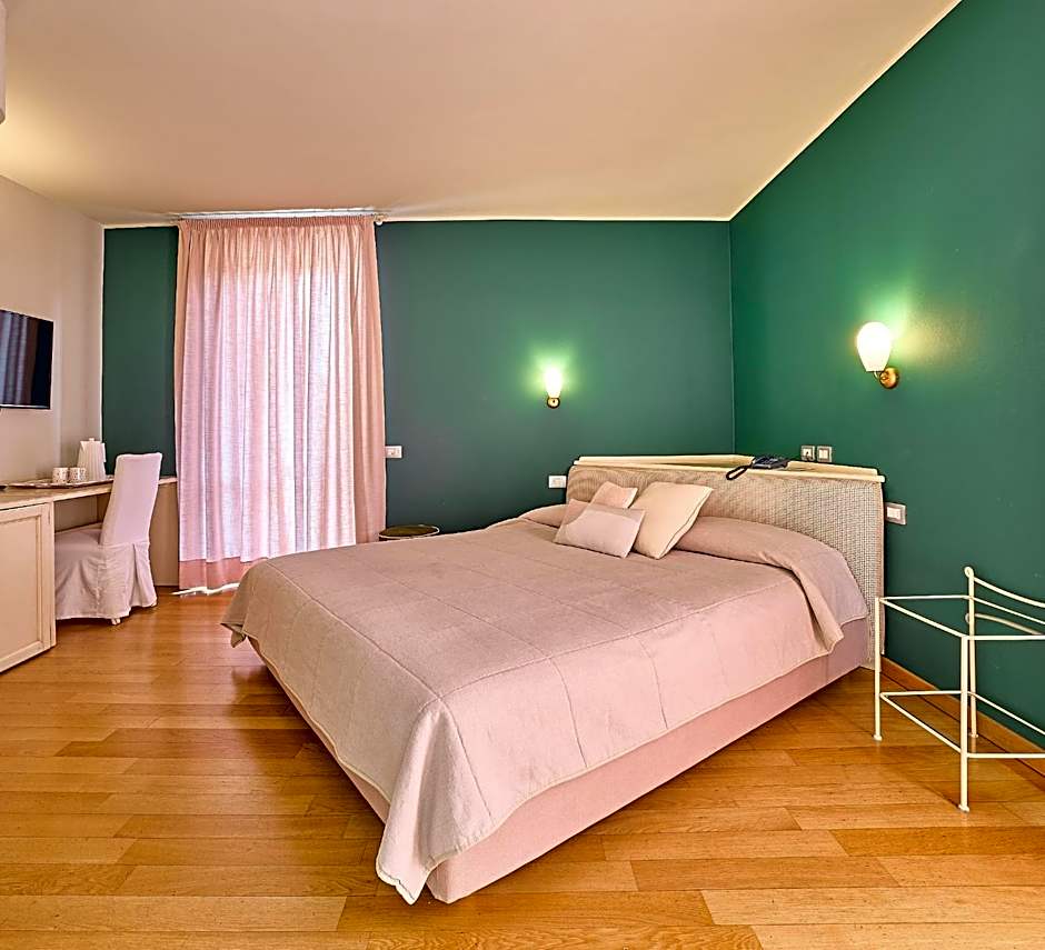 Hotel Belvedere Ranco