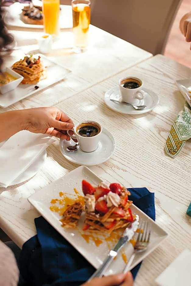 Le Pommier Wine Estate