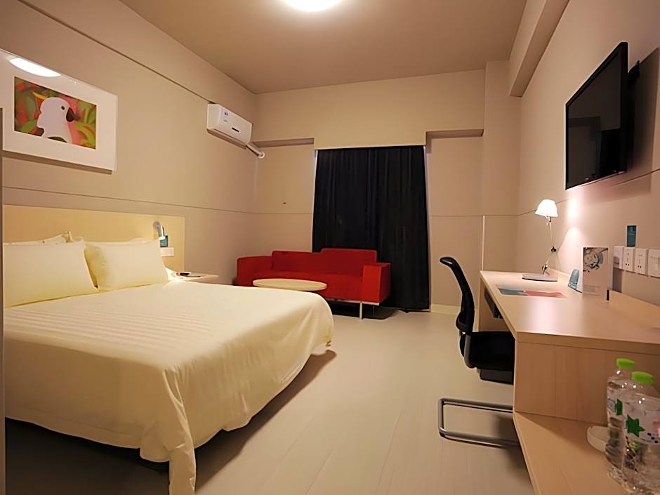 Jinjiang Inn Guiyang Wenchangge Jiaxiulou Provincial Hospital Metro Station