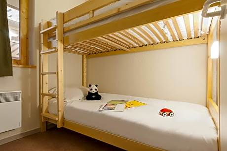 Studio with Sleeping Alcove (4 People)