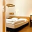 Hotel Moon