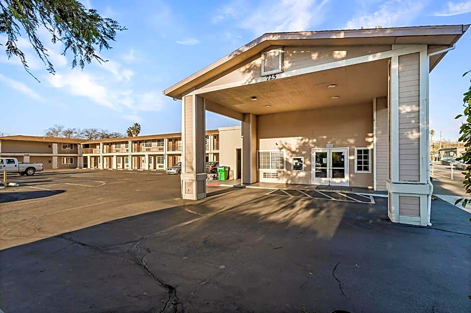 Photo 1 of 50 of Heritage Inn Express Chico