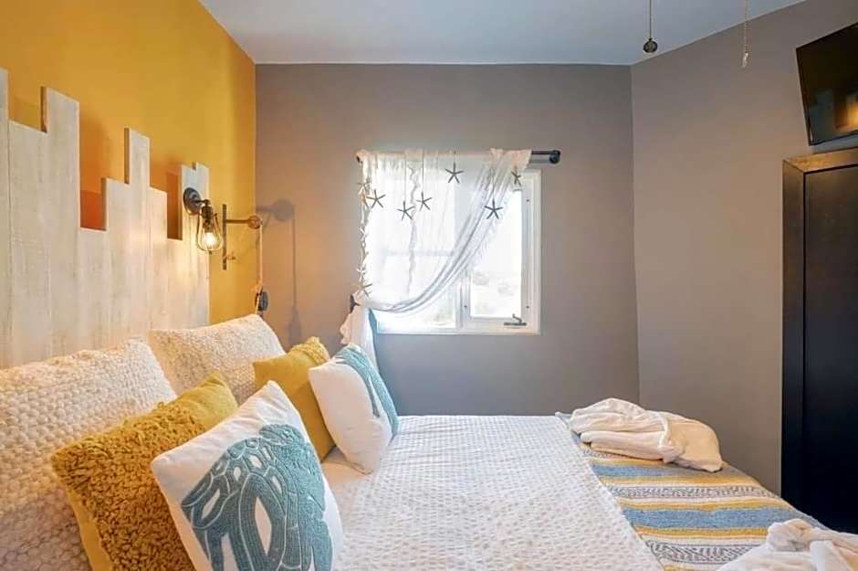 Sol-O-Cien Condo No Check Out Chores