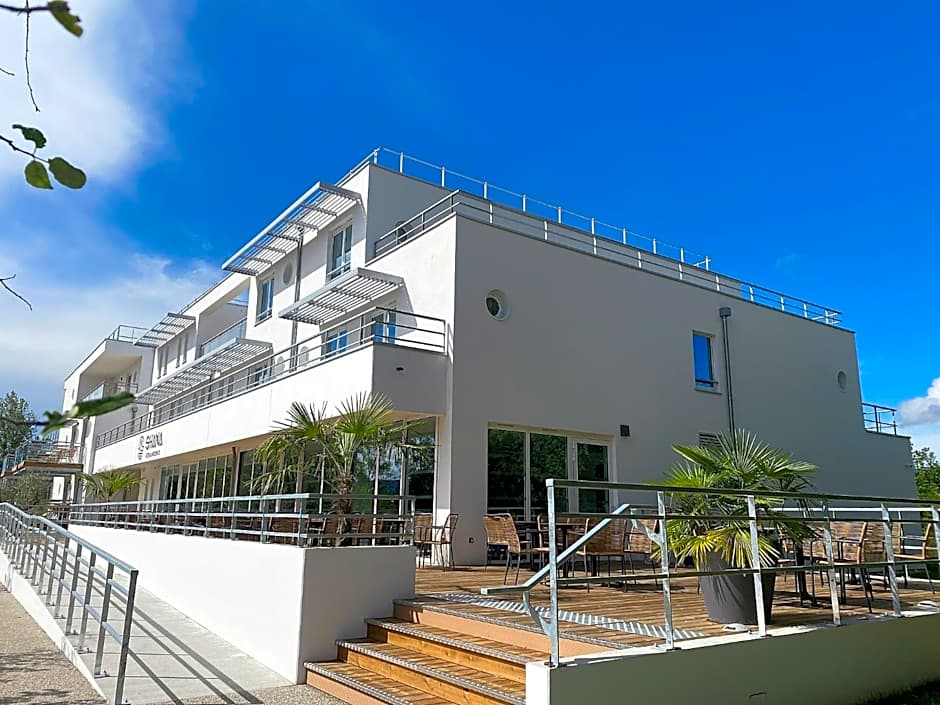 SHANA Hotel & Residence