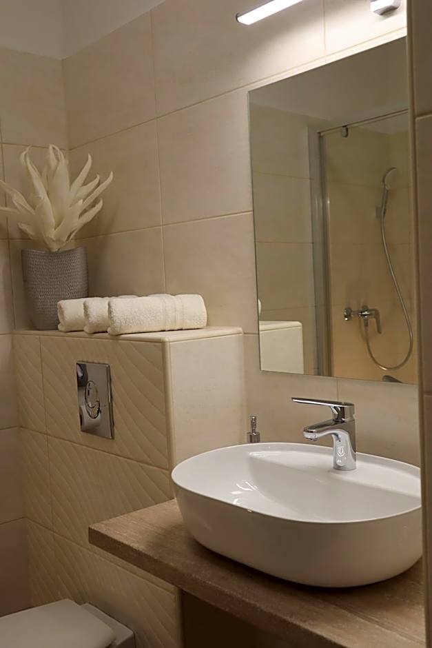 Alfa Hotel
