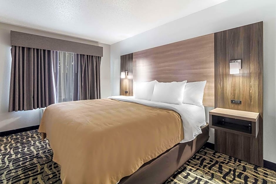 Quality Inn & Suites Augusta I-20