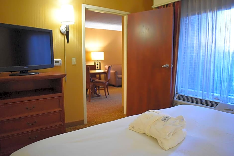 DoubleTree by Hilton Hotel Asheville - Biltmore