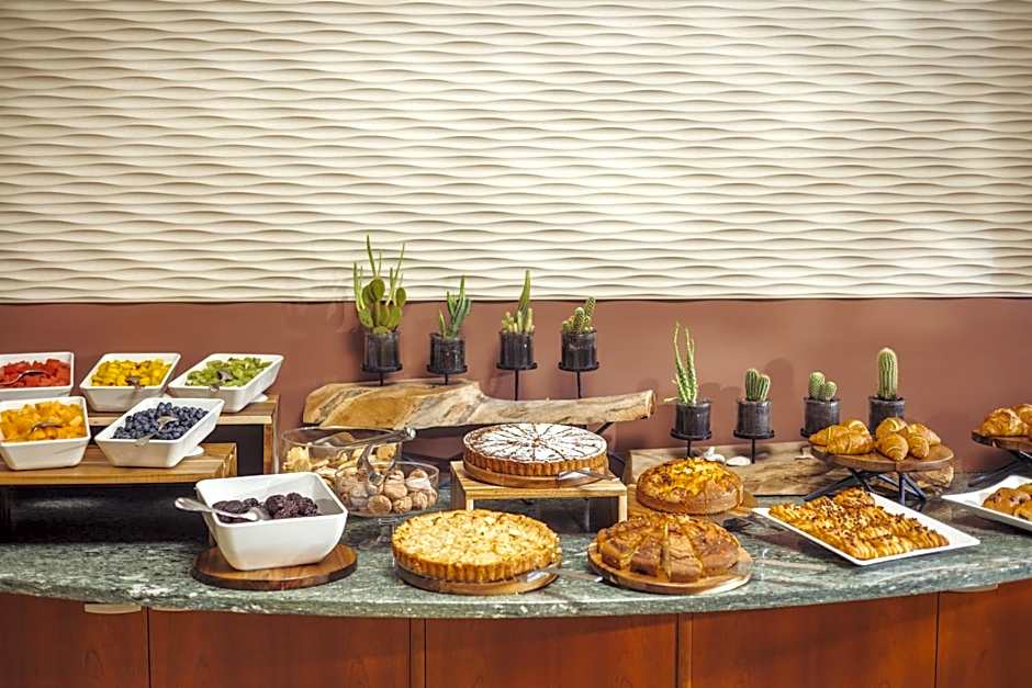 Hotel Careni Villa Italia