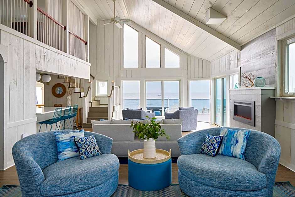 Blue - Inn on the Beach