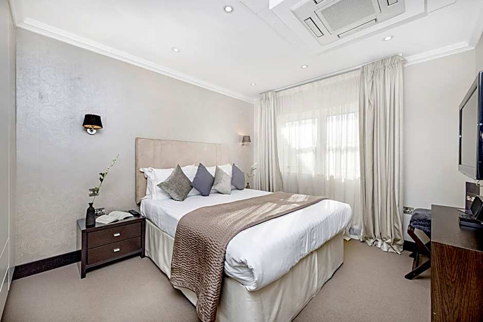 130 Queen's Gate Apartments