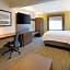 Holiday Inn Express & Suites Bradley Airport By IHG