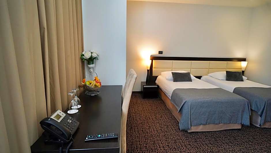 Hotel Diplomat
