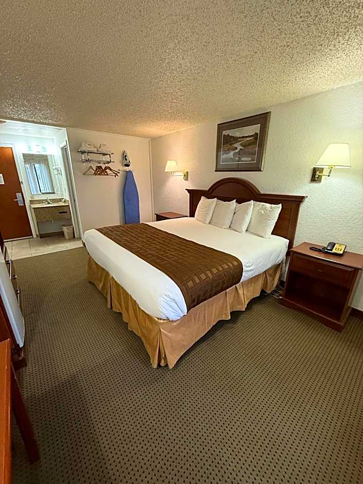 Richland Inn and Suites