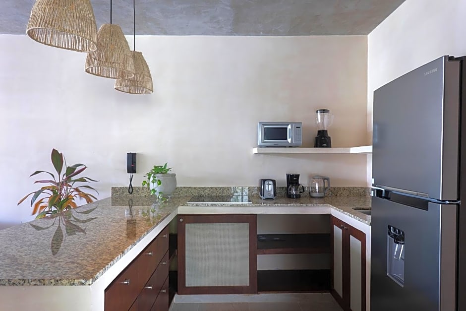 ARUNA TULUM-Luxury Studios & Apartments
