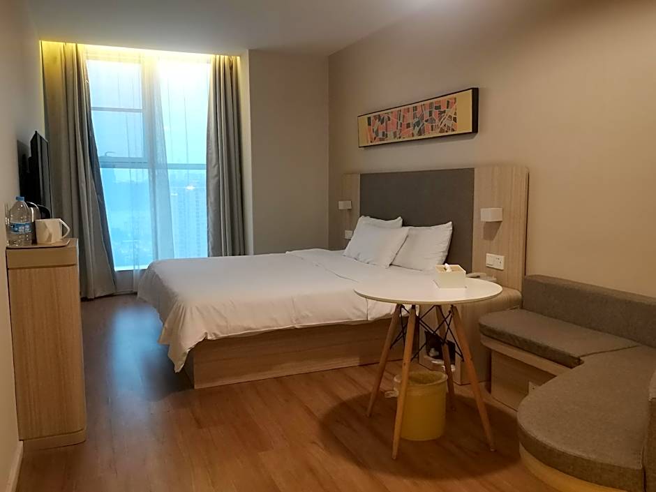 Hanting Hotel Wuhan Wangjiawan Sixin Avenue Metro Station