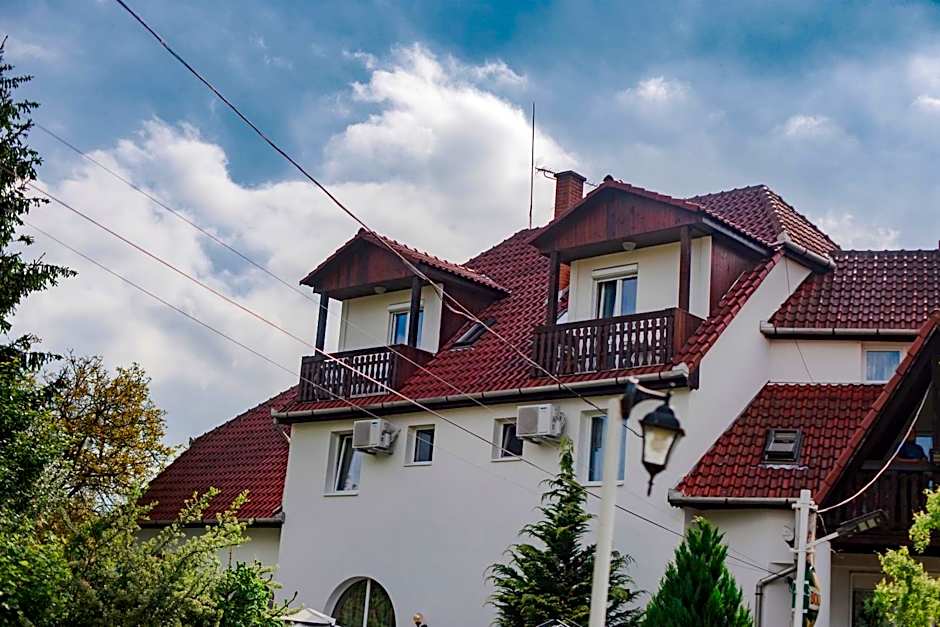 Alabástrom Panzió és Étterem