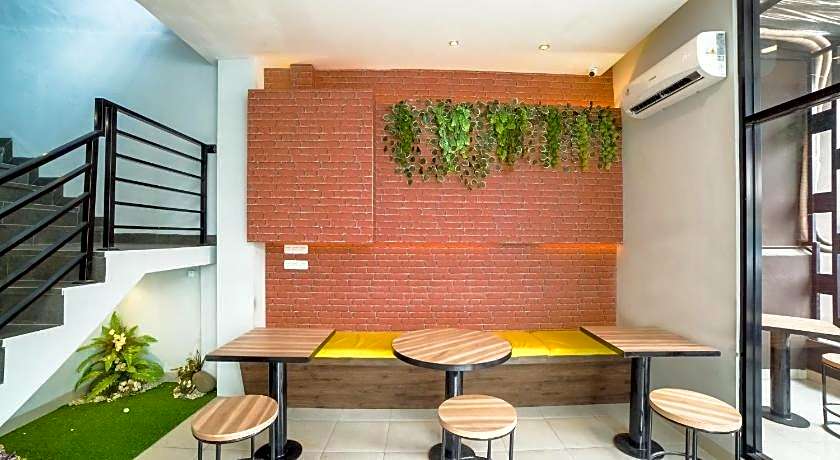 Capital O 90874 Millenium Inn 2