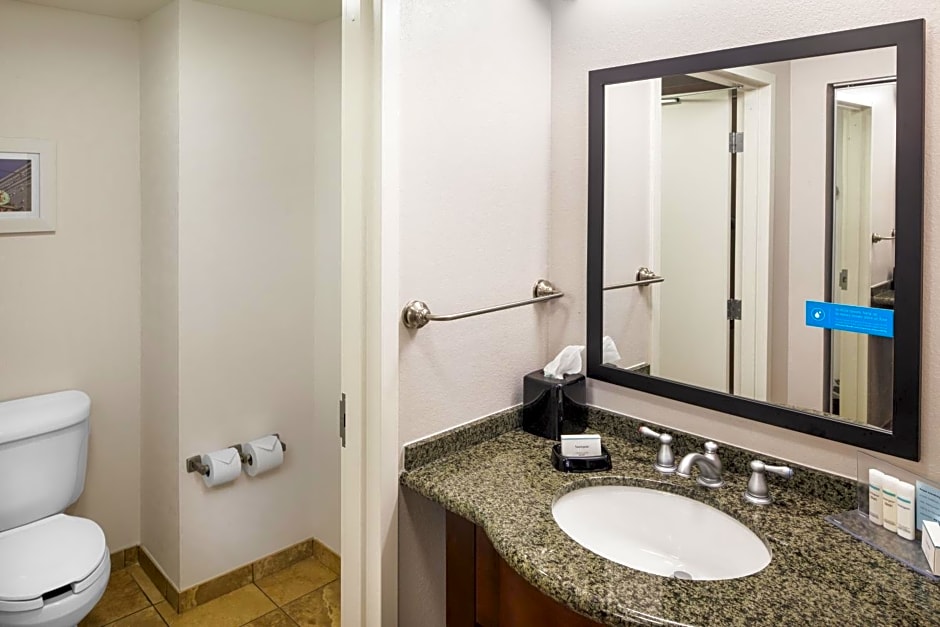 Hampton Inn & Suites Little Rock-Downtown