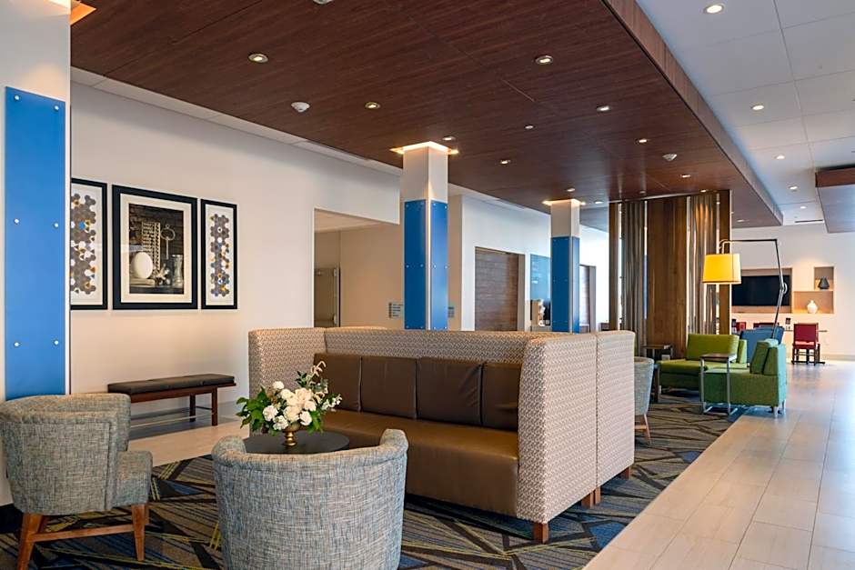 Holiday Inn Express and Suites Tulsa Downtown - Arts District By IHG