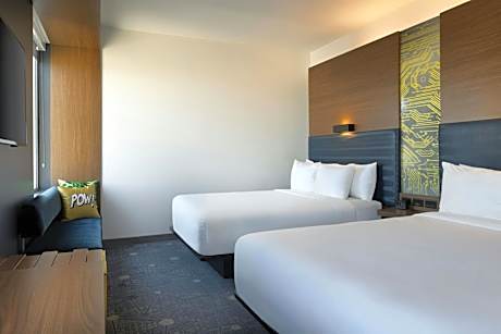 Queen Room with Two Queen Beds - Non-Smoking