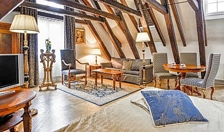 Suite with City View