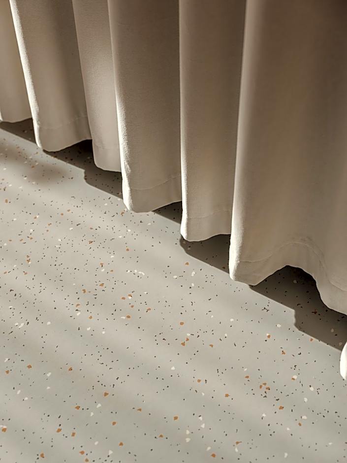 Rose - Hôtel Invisible