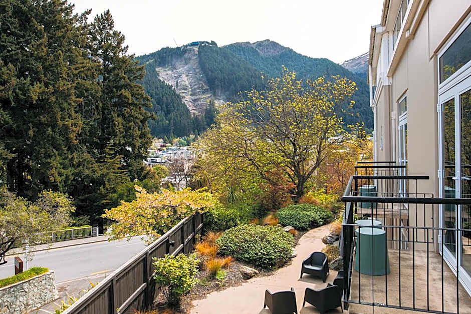 The Central Hotel Queenstown, A Naumi Chapter