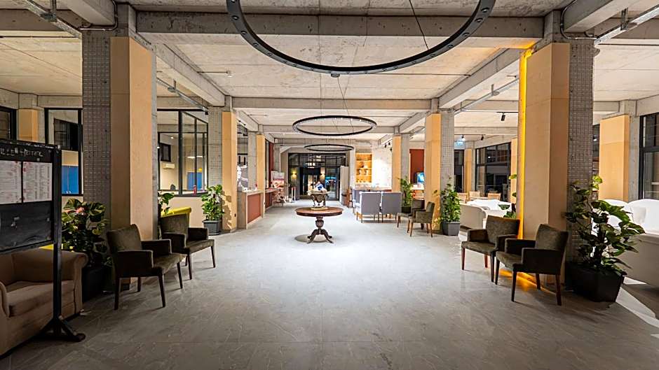 Begonville Hotel