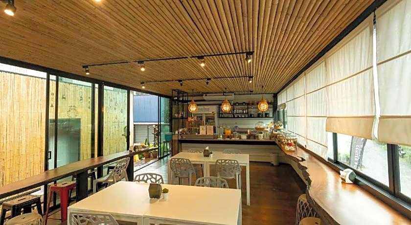 Pakchong Center Poshtel