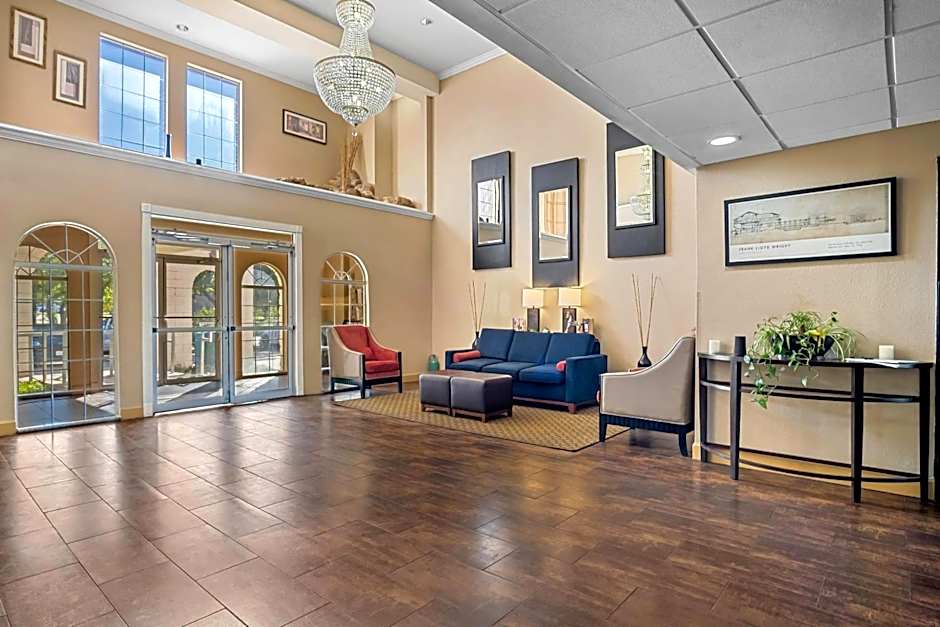 Quality Suites Irving-Las Colinas