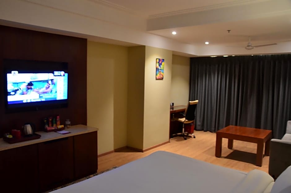 Photo 1 of 20 of Deluxe 1 Double Bed or 2 Beds